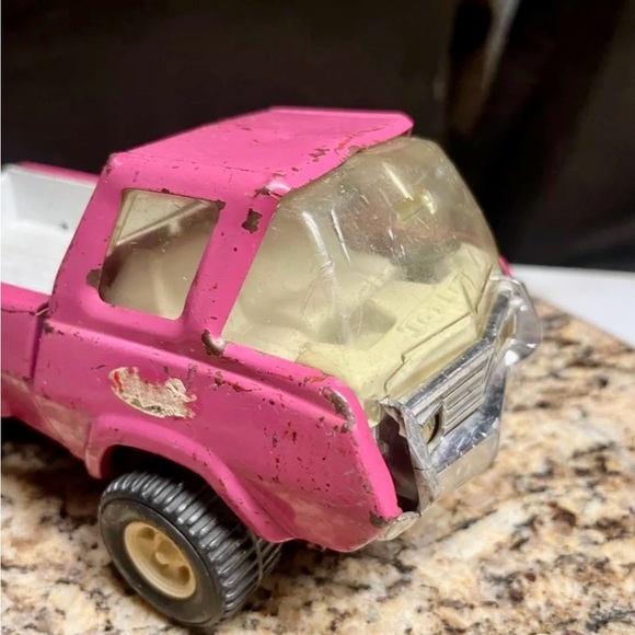 Tonka • Vintage • 1970’s • Pink • Pickup • Pressed Steel 9” • Truck - Picture 9 of 12